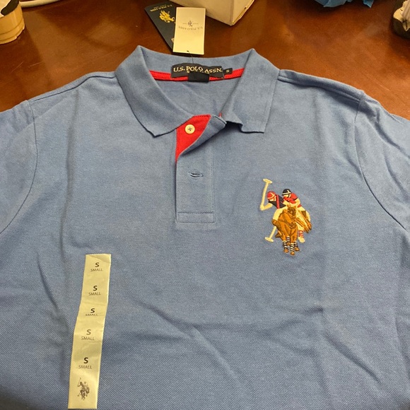 Blue polo shirt for men. - Picture 1 of 4